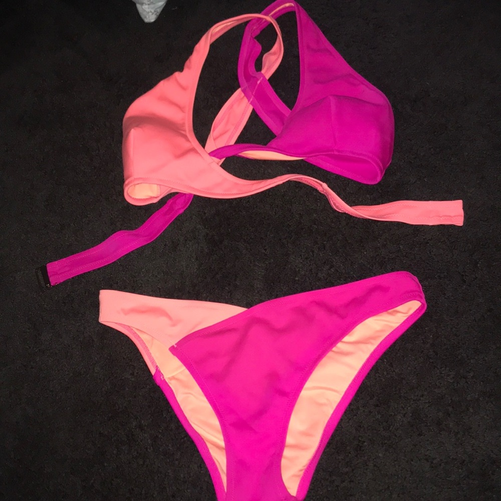 Vs wrap swimsuit